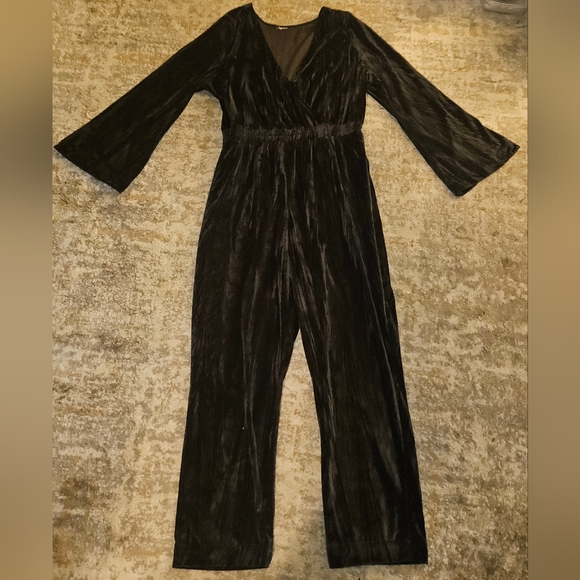 A New Day Black Velvety Jumpsuit Long Bell Sleeve Elastic Waist XL - Picture 4 of 14